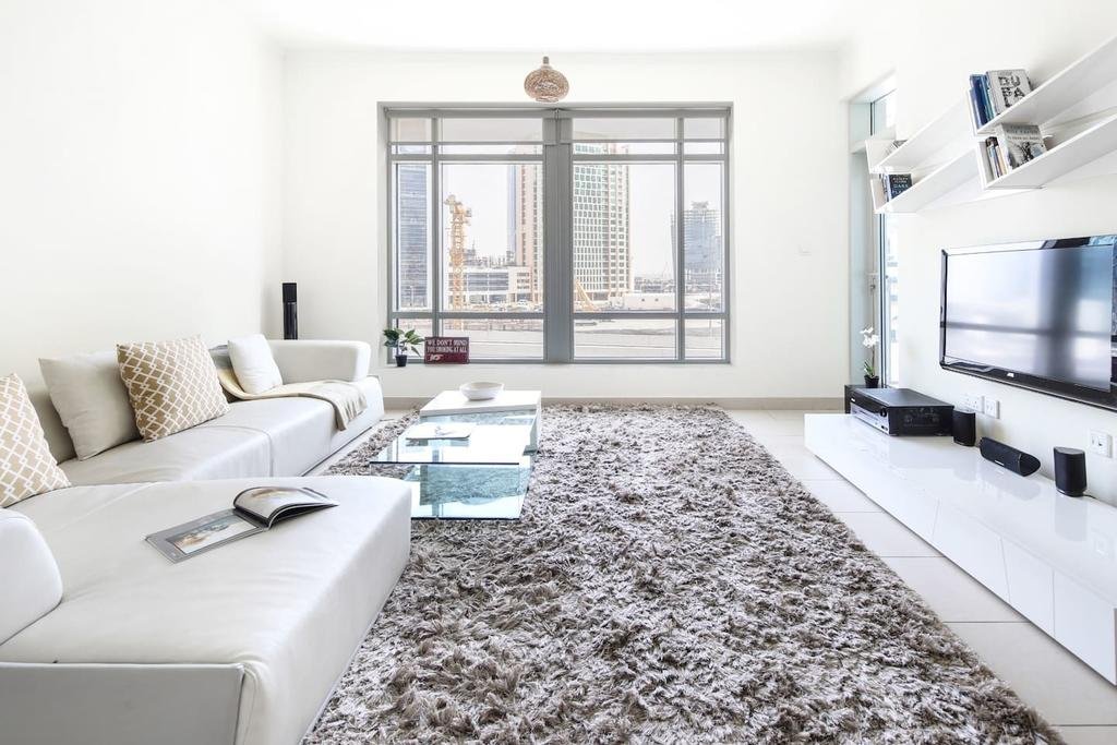 Frank Porter - Burj Views - Accommodation Dubai 0