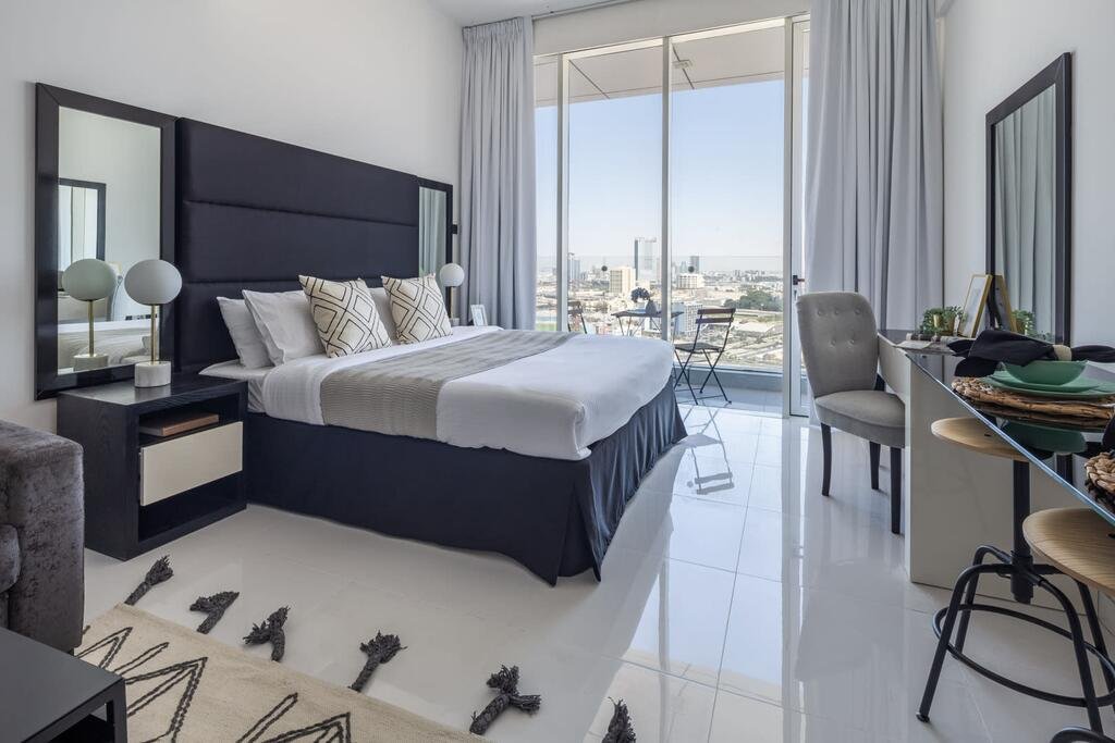 Frank Porter - Giovanni Boutique Suites - Accommodation Dubai 5