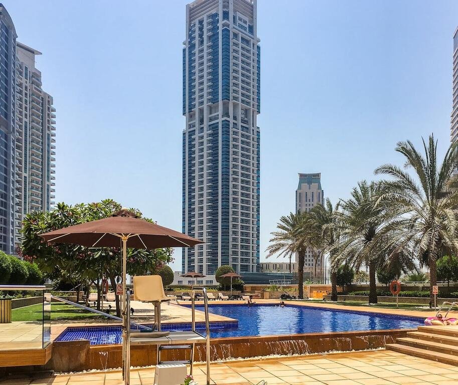 Frank Porter - Marina Tower - Tourism UAE