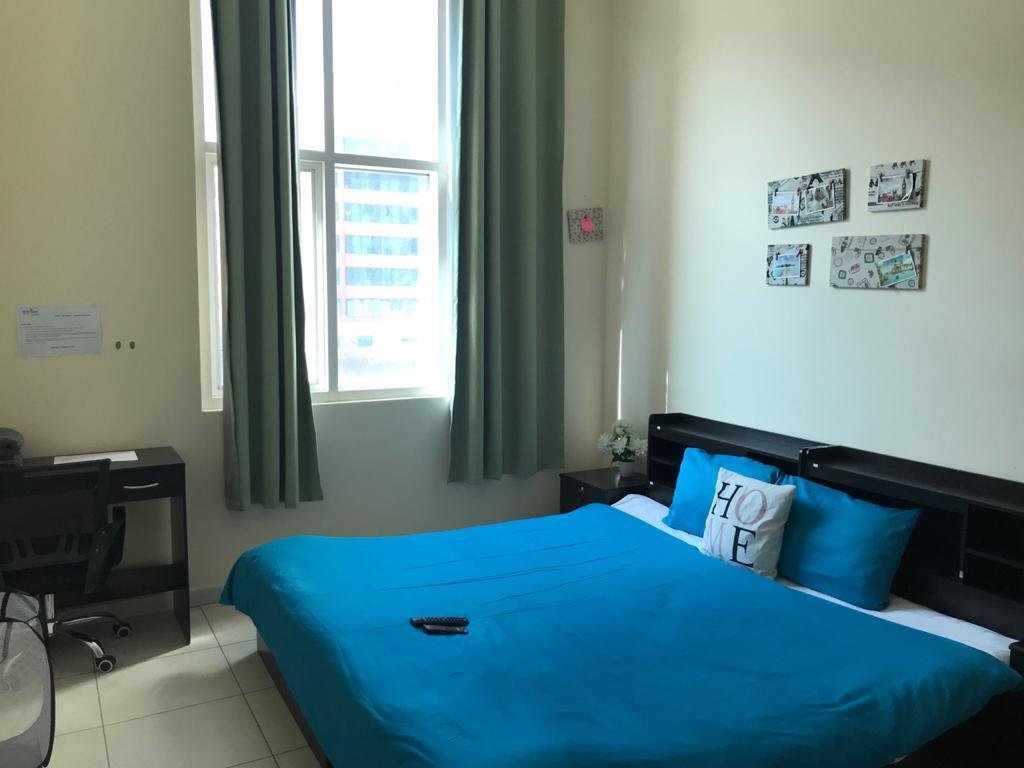 Affordable couple rooms next to Metro and near to all tourist destinations - Find Your Dubai