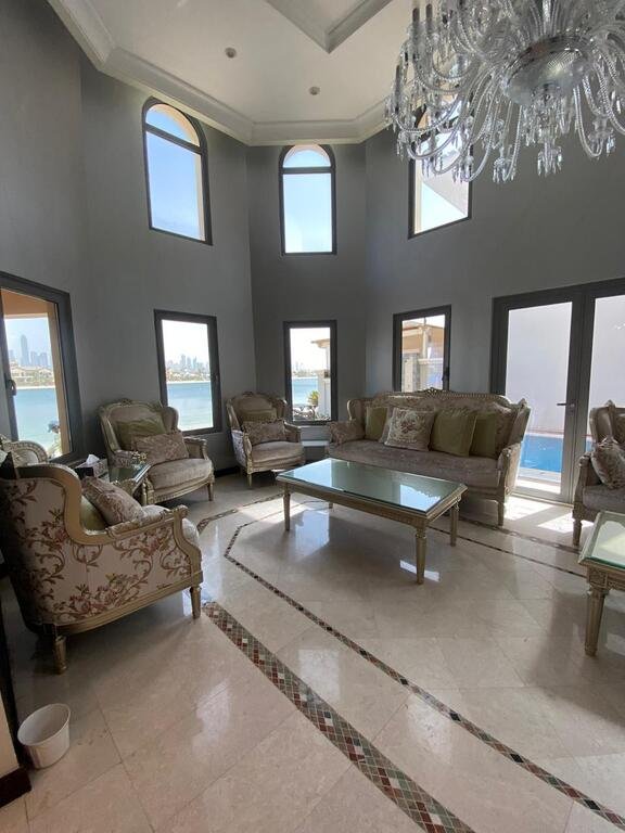 Gorgeous 4 Bedroom Villa With Private Pool In Palm Jumeira Dubai - thumb 6
