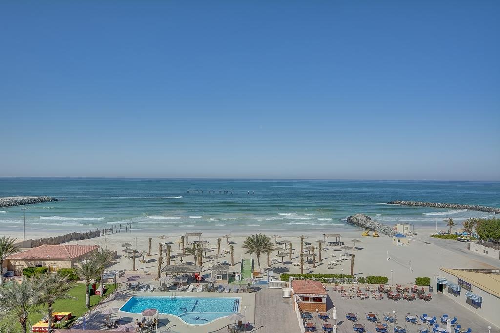 Ajman Beach Hotel - Accommodation Abudhabi