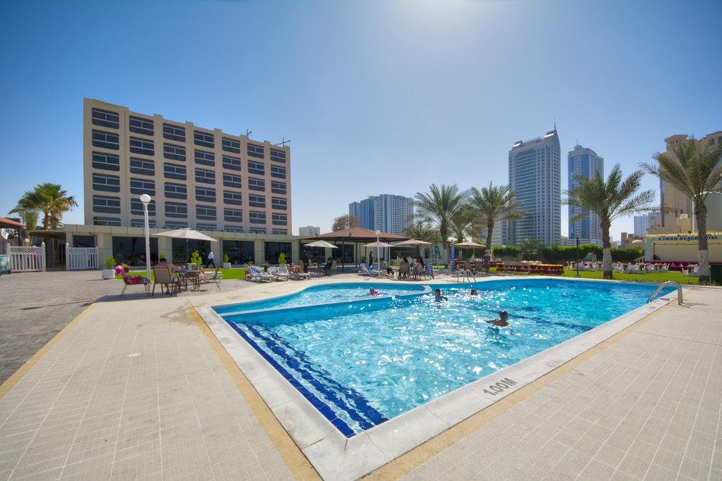 Ajman Beach Hotel - Accommodation Dubai 6