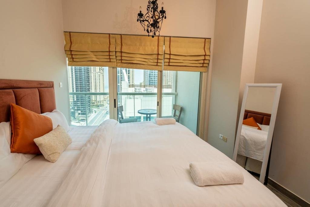 Homely 2 Bedroom Apartment In Dubai Marina - thumb 1
