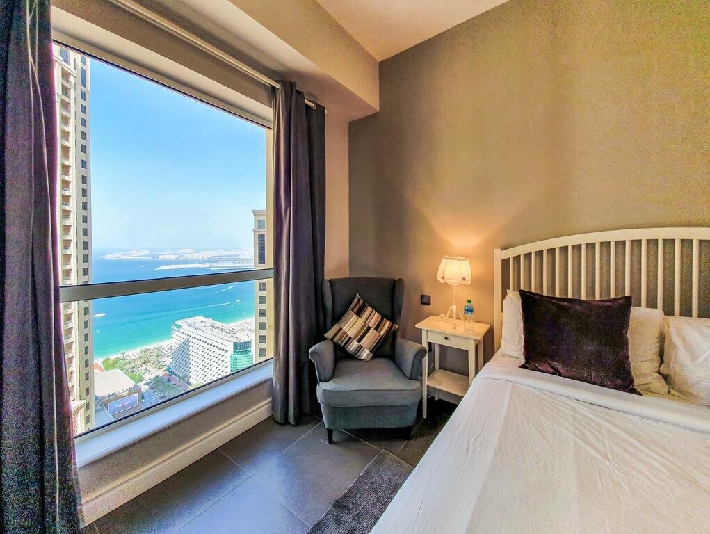 In Style Luxury Furnished 2 Bedroom Overlooking The Sea - thumb 0