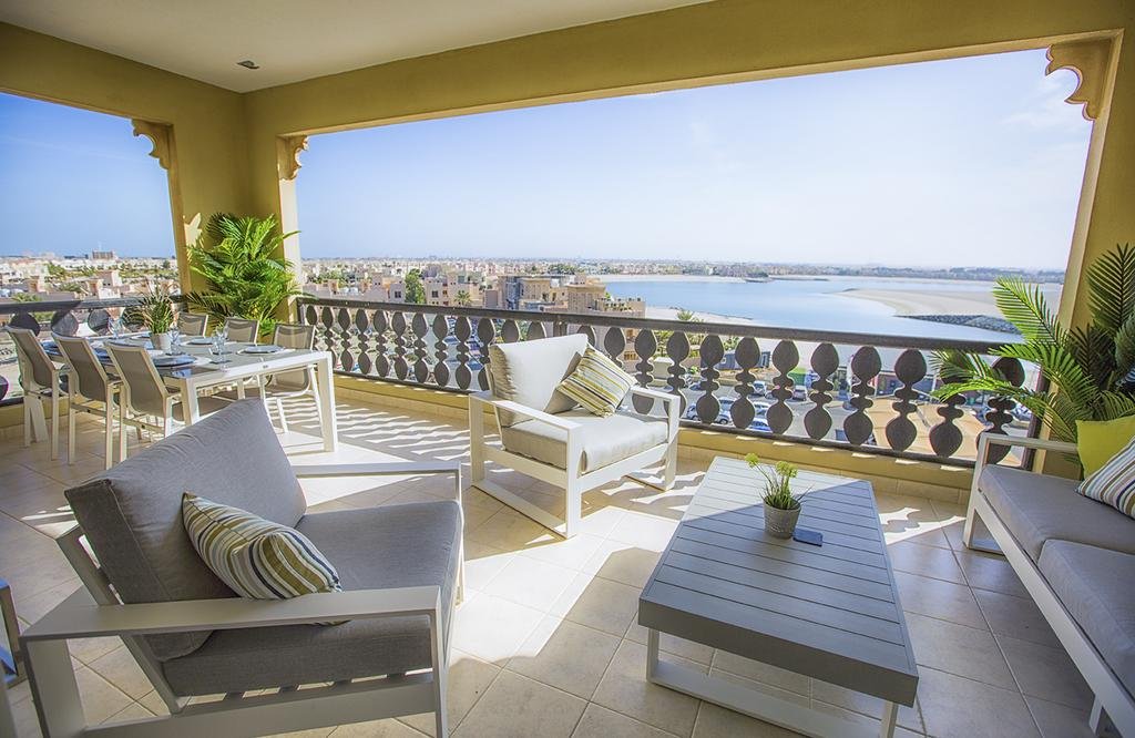 Al Hamra Marina Apartment with Lagoon view - Accommodation Abudhabi