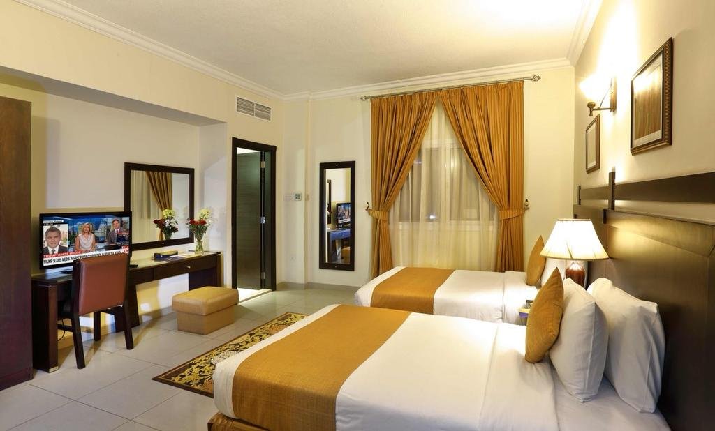 Al Hayat Hotel Suites - Accommodation Dubai 0