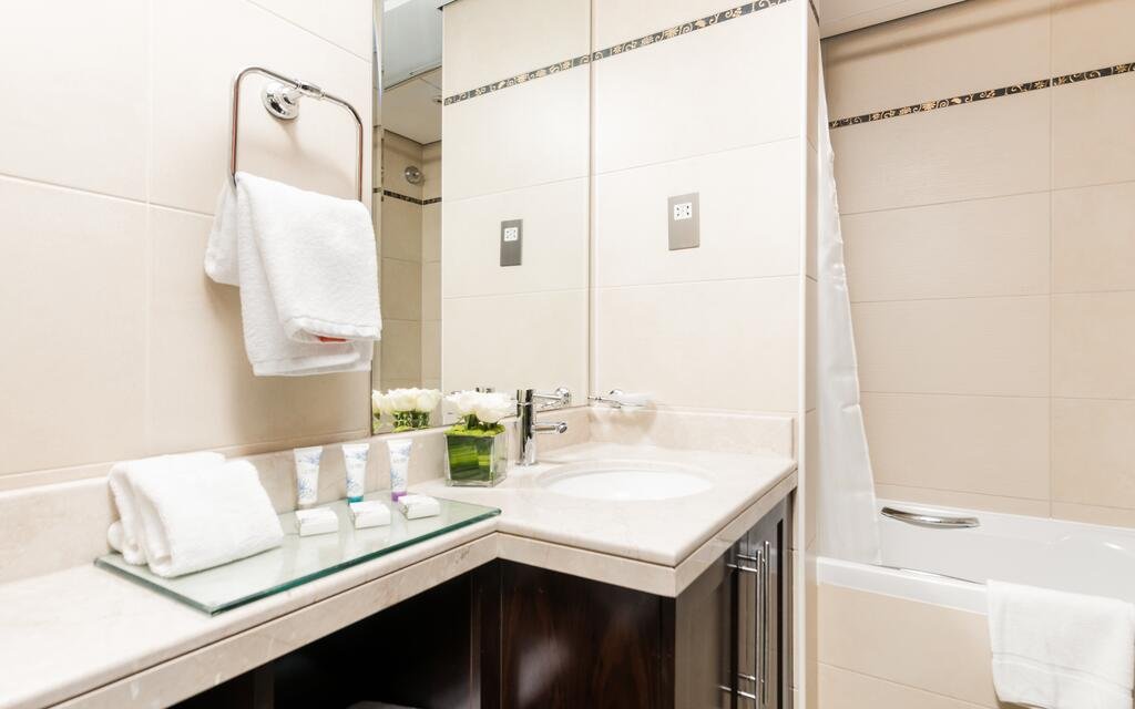 Al Salam Grand Hotel Apartments - Accommodation Dubai 2