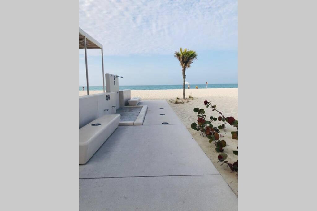 Apartment Saadiyat Island Abu Dhabi - Accommodation Dubai 6