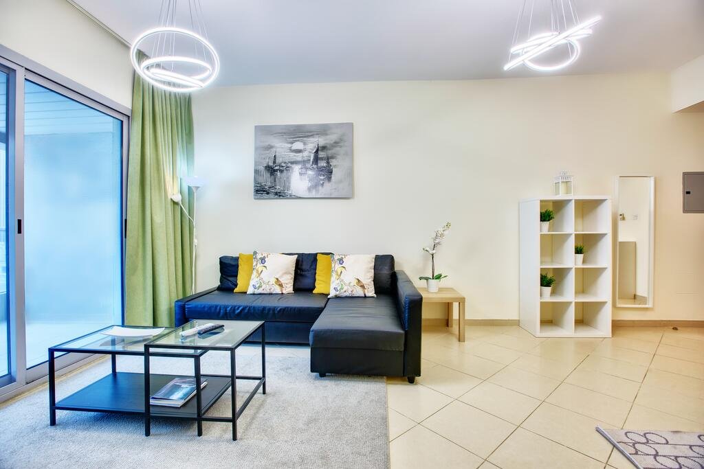 Apricus Holiday Homes - Beautiful 2 Bdrm Apartment Near Metro - Accommodation Dubai 3