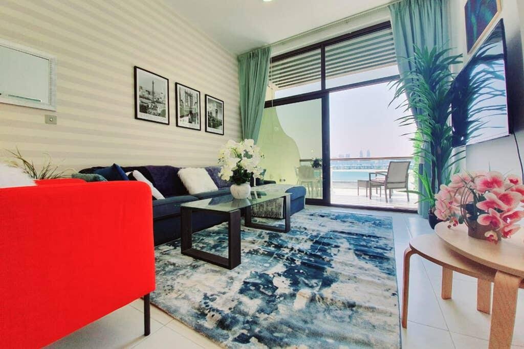 Beach Front Stylish Apartment On The Palm - Accommodation Dubai 3