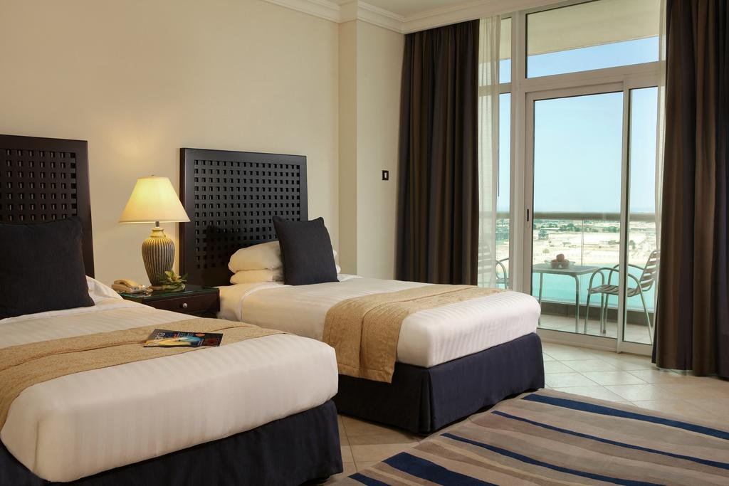 Beach Rotana â€“ All Suites - Accommodation Dubai 7