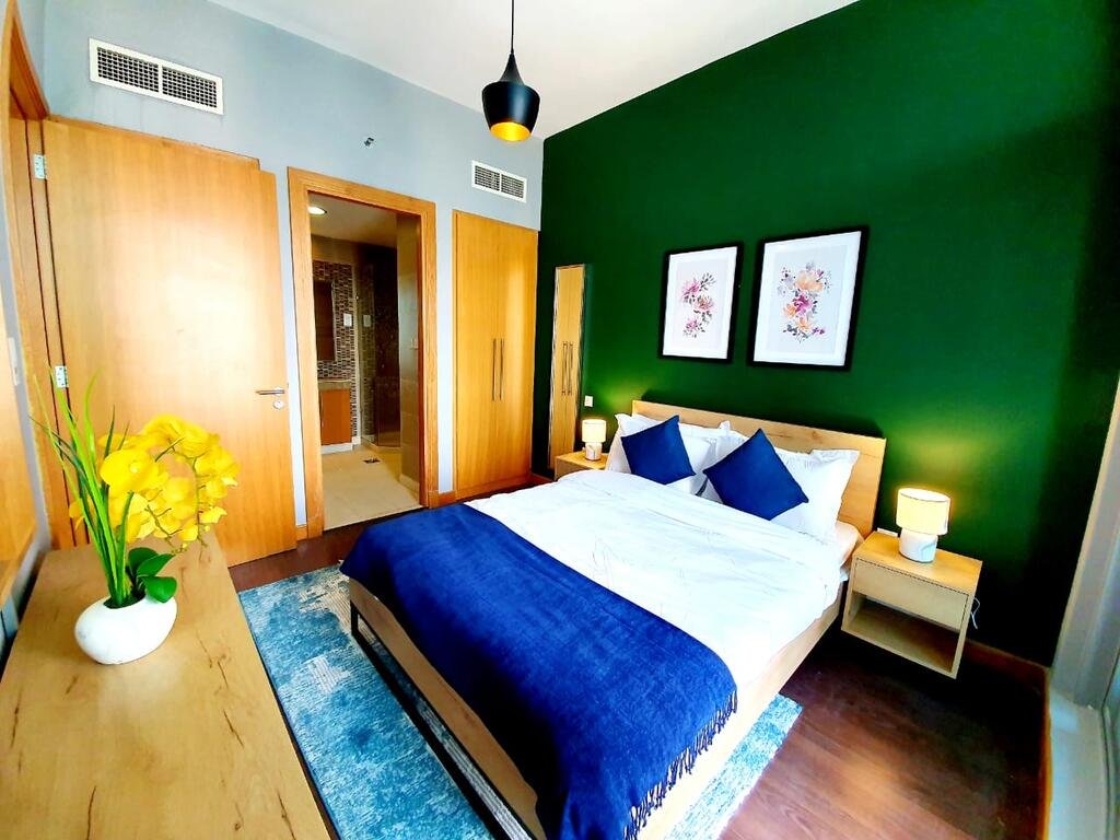 Beautifully Designed 1 Bed With Marina Views - Accommodation Abudhabi