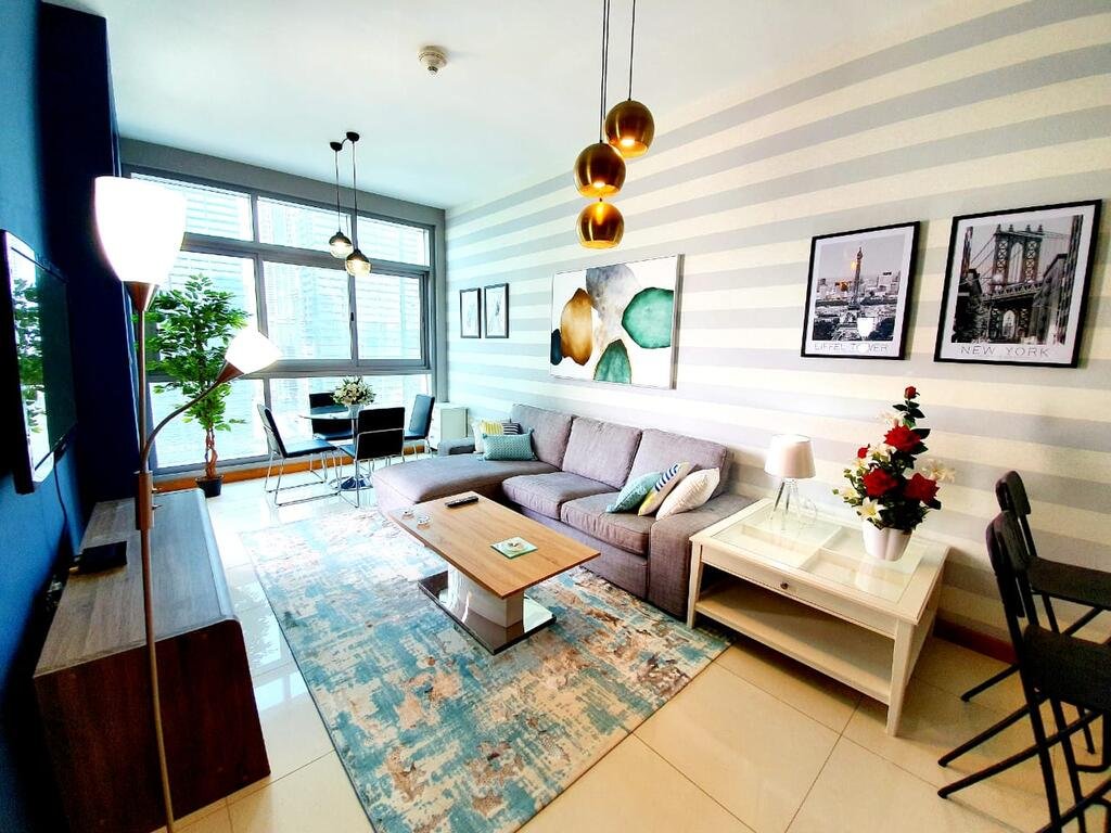 Beautifully Designed 1 Bed With Marina Views - Accommodation Abudhabi 3
