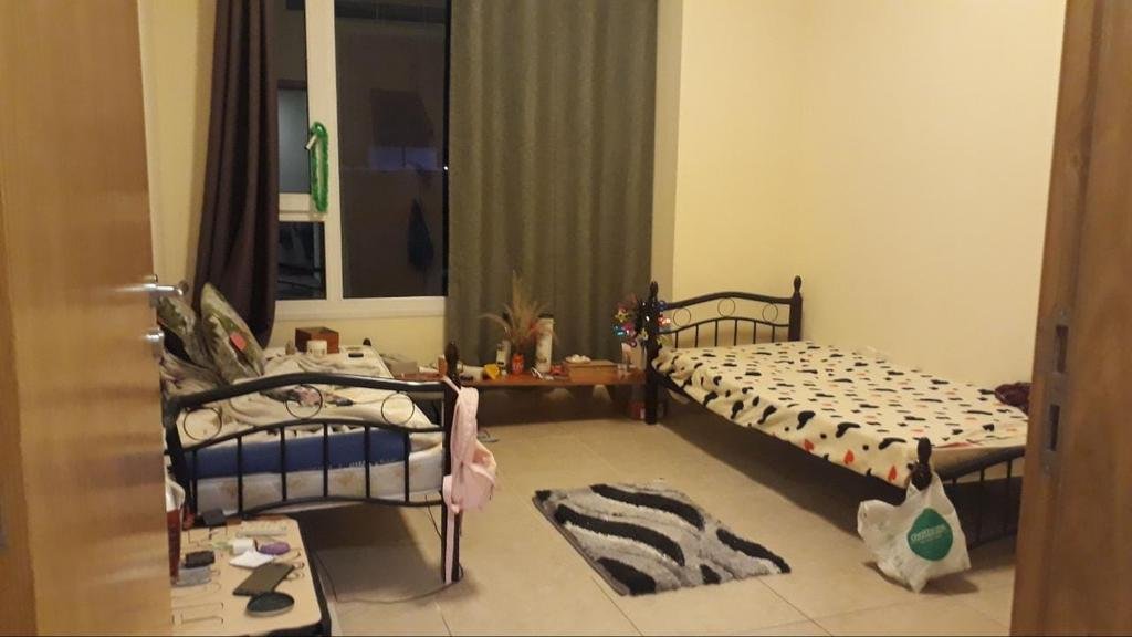 Bed Space For Females Near Metro Station - Accommodation Dubai 1