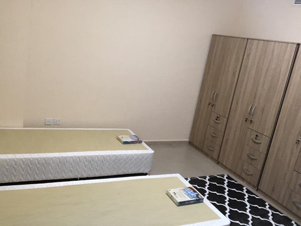 Bed Space In Al Majaz In Sharjah Canal Star Building Tiger - Accommodation Abudhabi