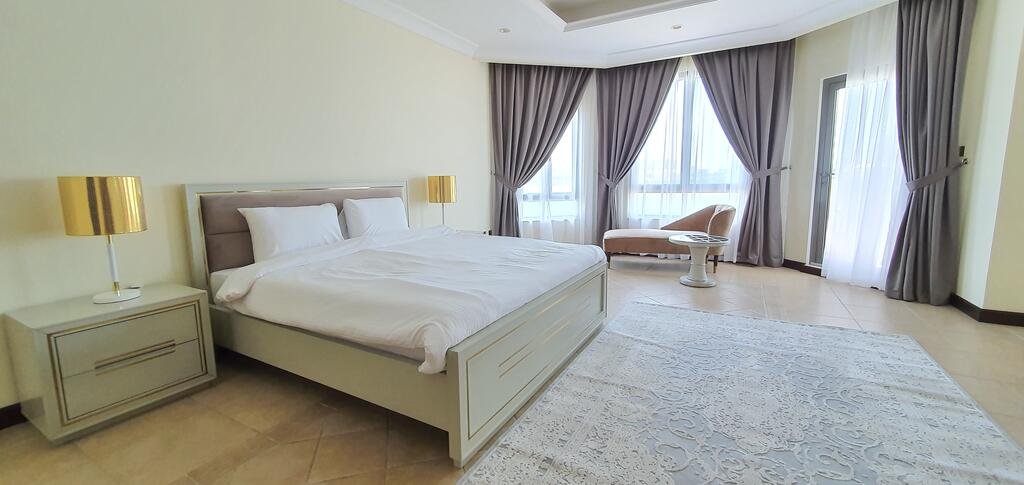 Best Palm Jumeirah Beachfront Villa 5 Bedroom With Private Pool By Stay Here Holiday Homes - thumb 5