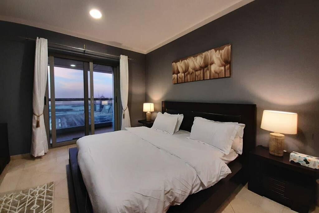 2 Bedroom Sea View Apartment Princess Marina ! WALK TO BEACH - Accommodation Abudhabi 2