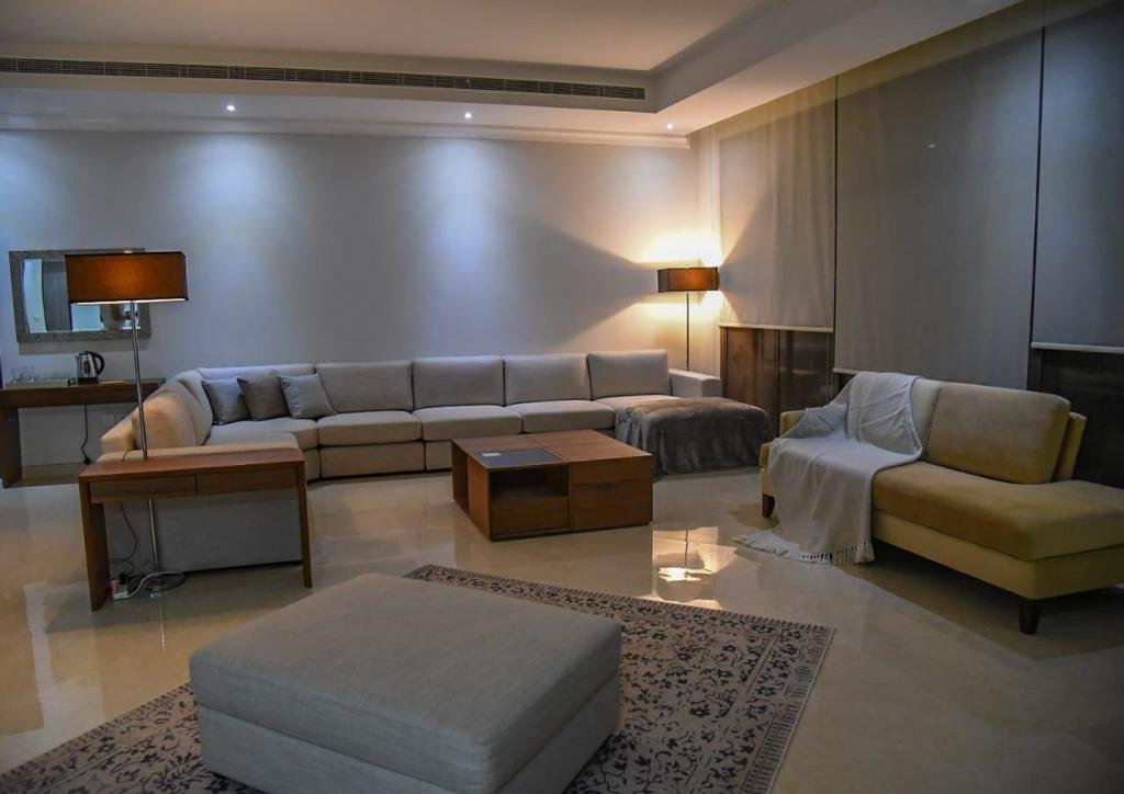 Brand New Luxury 5 Bedroom Villa With Sea View - Accommodation Abudhabi 2