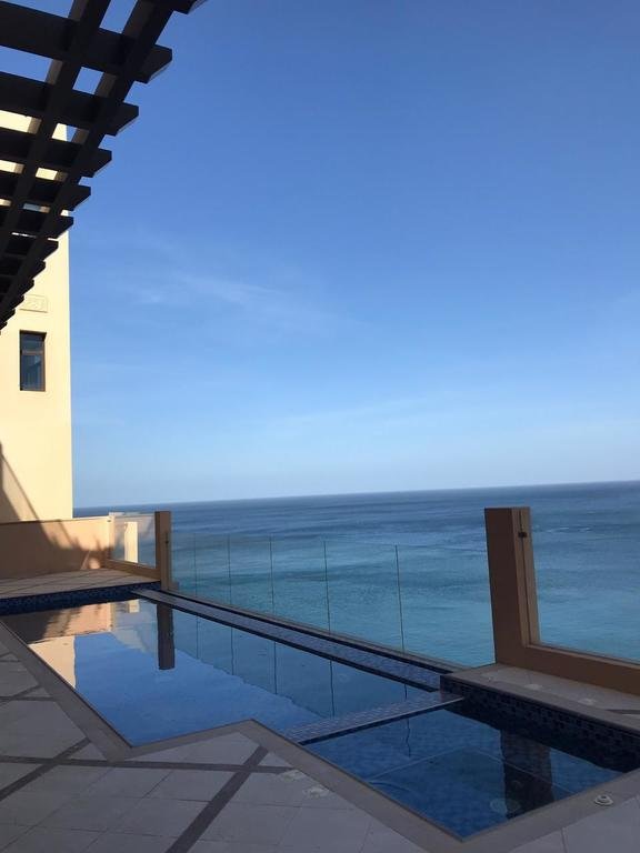 Brand New Luxury 5 Bedroom Villa With Sea View - Accommodation Abudhabi 3
