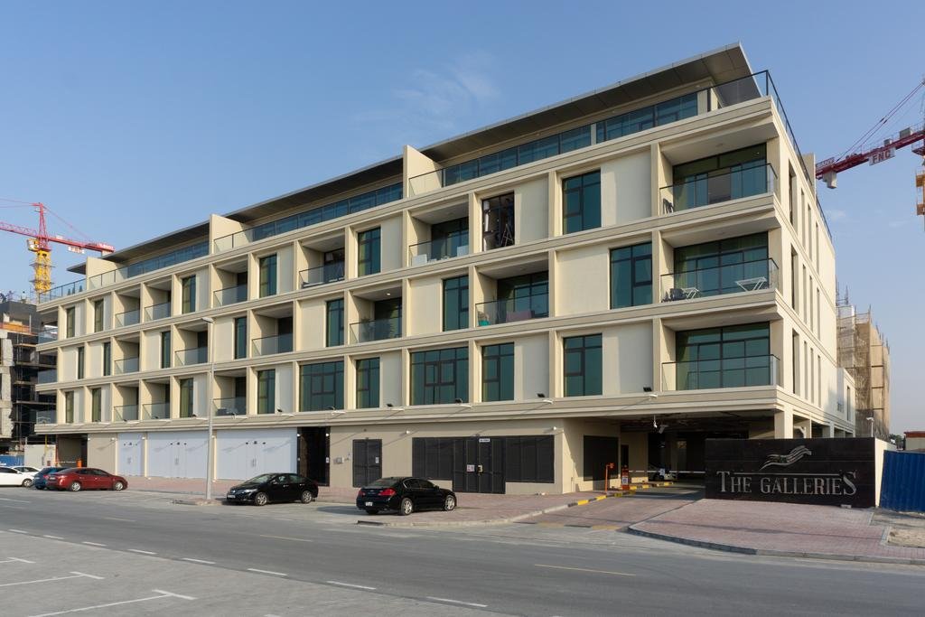 Chic & Spacious Dubai Meydan - Accommodation Abudhabi 1
