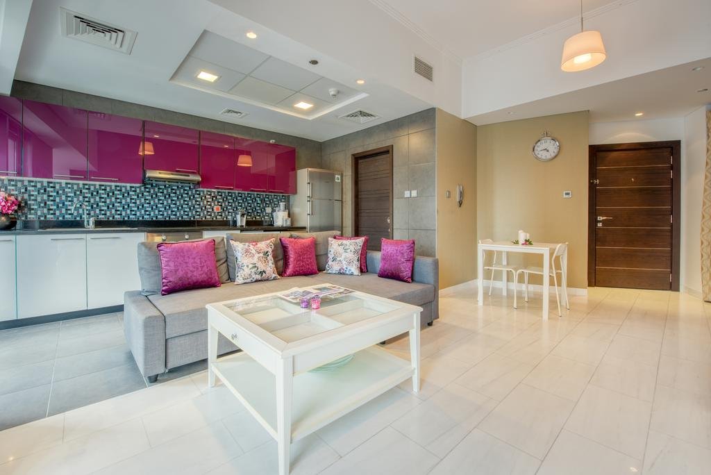 1 Bedroom Apartment in Cayan Tower by Deluxe Holiday Homes Accommodation Dubai
