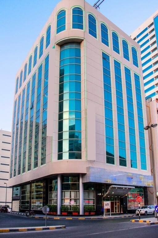 Chic Suite In Lively Area Near Rolla Square Park - Accommodation Abudhabi