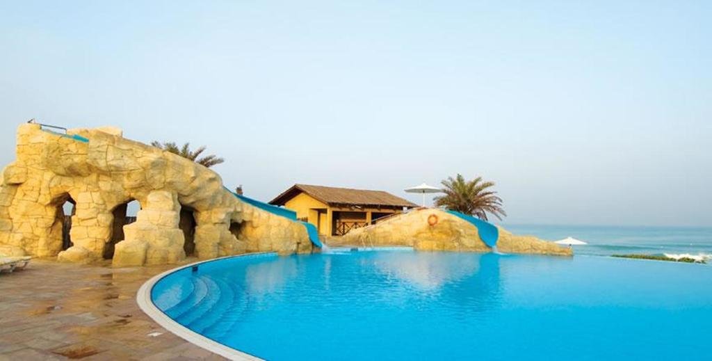 Coral Beach Resort Sharjah - Accommodation Dubai 3