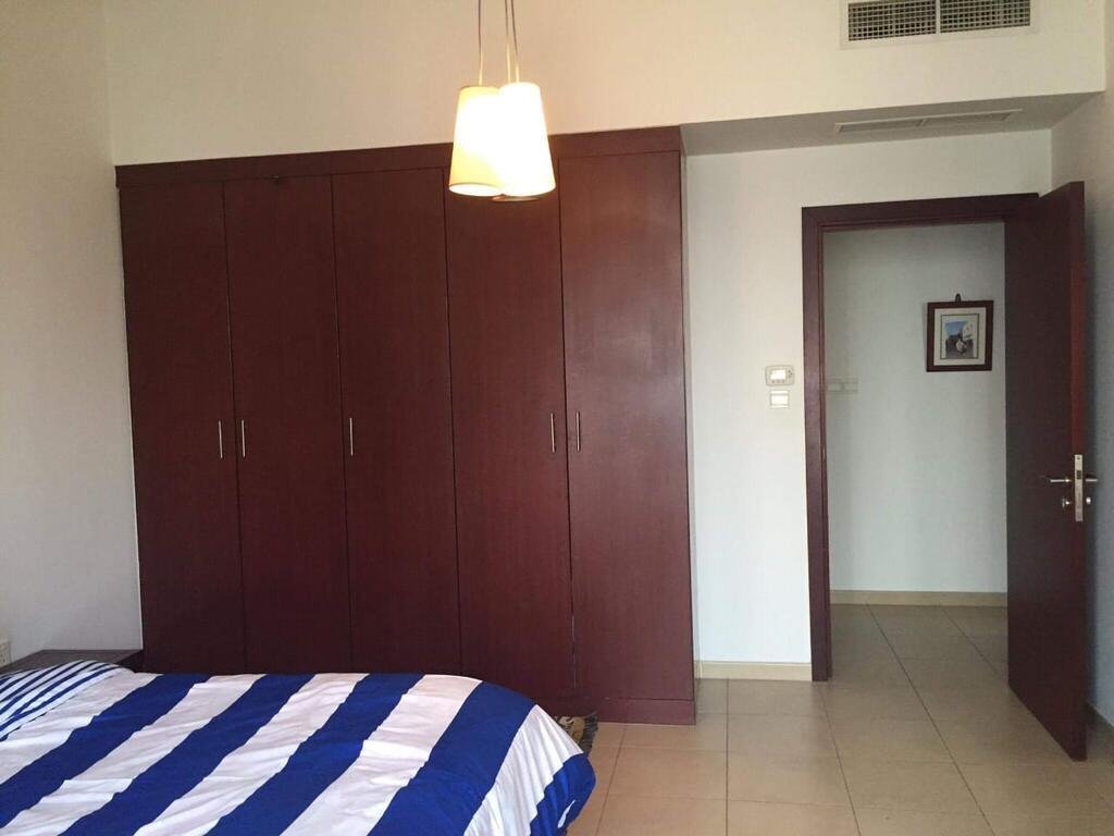 Cosy Master Room With Attached Bathroom In Front Of JBR Beach - thumb 4
