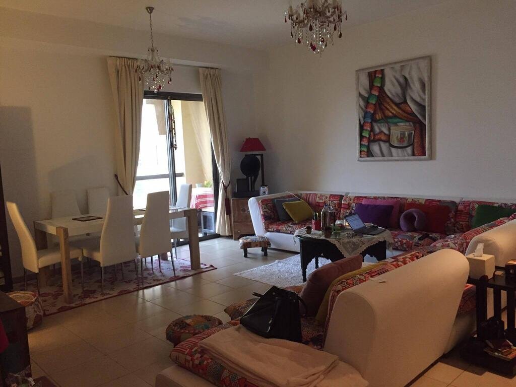 Cosy Master room with Attached Bathroom in front of JBR Beach - Accommodation Dubai