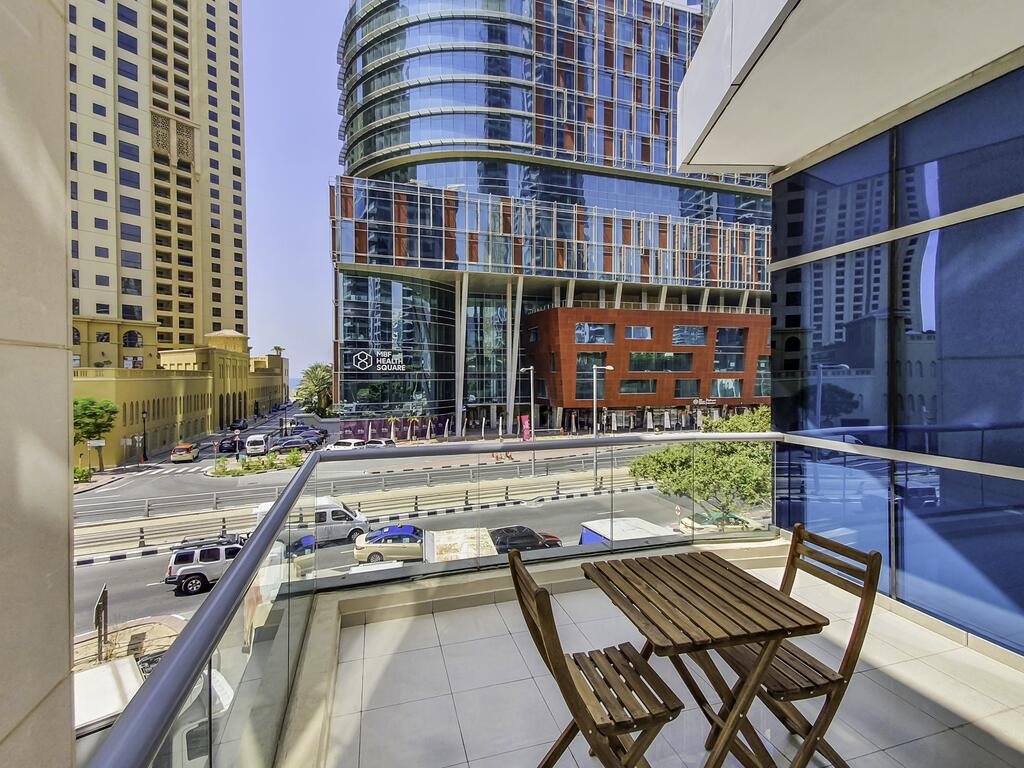Cozy Studio With Partial Sea View - Accommodation Dubai 1