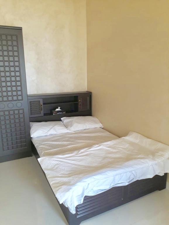 Deluxe House Across Emirates Football Club& Safeer Mall - Accommodation Abudhabi