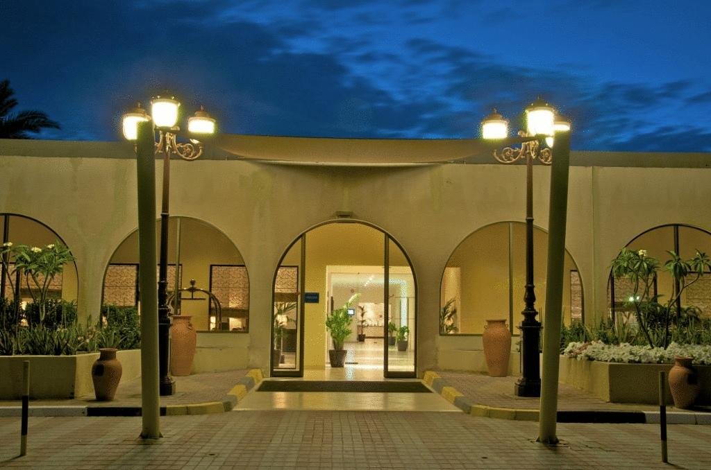 Dhafra Beach Hotel - Accommodation Dubai 0