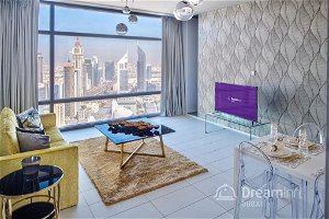 Dream Inn Apartments - Index Tower