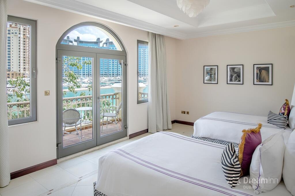 Dream Inn Dubai - Sumptuous Palm Villa With Marina View - Accommodation Abudhabi 5