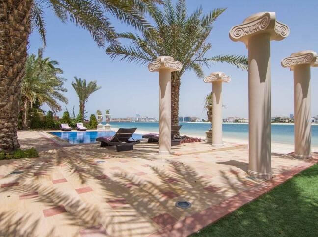 7 Bedroom Beachfront Estate Sleeps 16 - Find Your Dubai