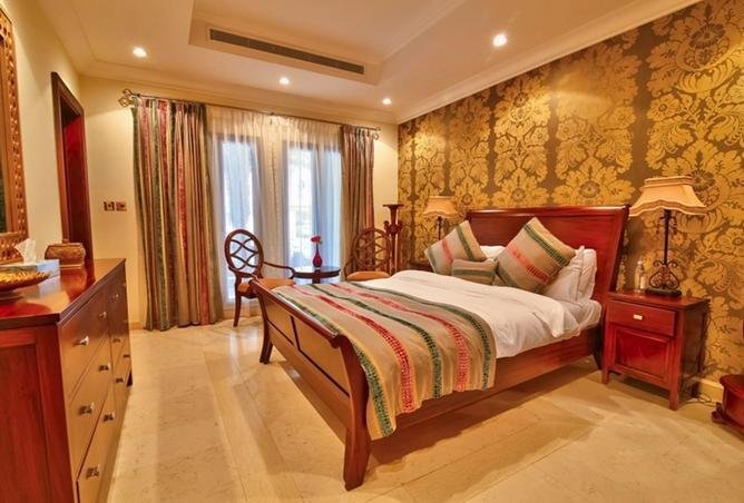 7 Bedroom Beachfront Estate Sleeps 16 - Accommodation Dubai 1