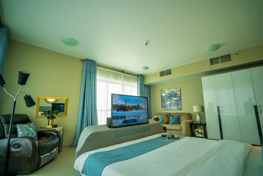 A C Pearl Holiday - Stunning Marina And Sea Views Apartment - Accommodation Abudhabi 4
