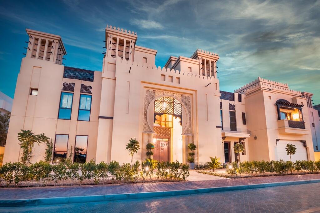 Exclusive 8-Bedroom Villa With Signature Amenities By Luxury Explorers Collection - Accommodation Dubai 2