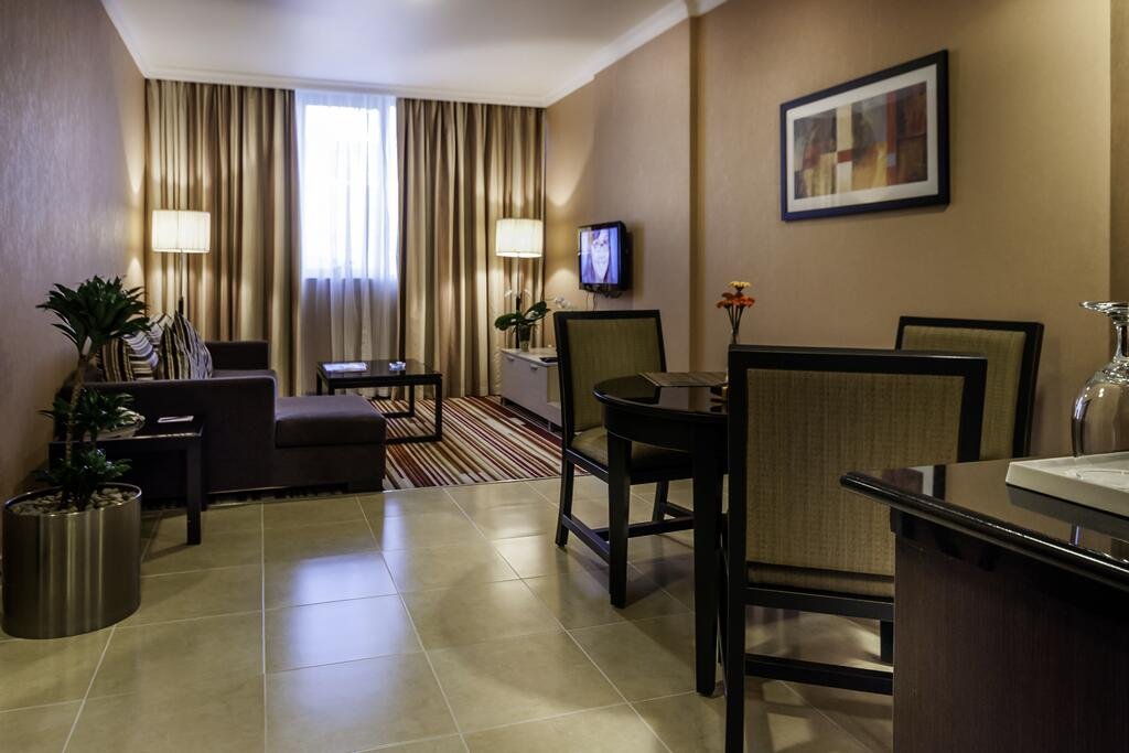Executive Suites By Mourouj Gloria - Accommodation Dubai 3