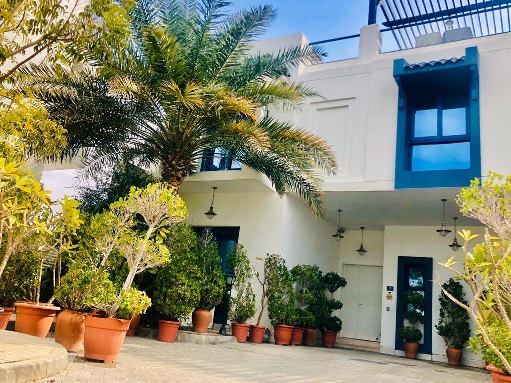 Exquisite Palm Villa With Private Beach, Palma Residences - Accommodation Dubai 4