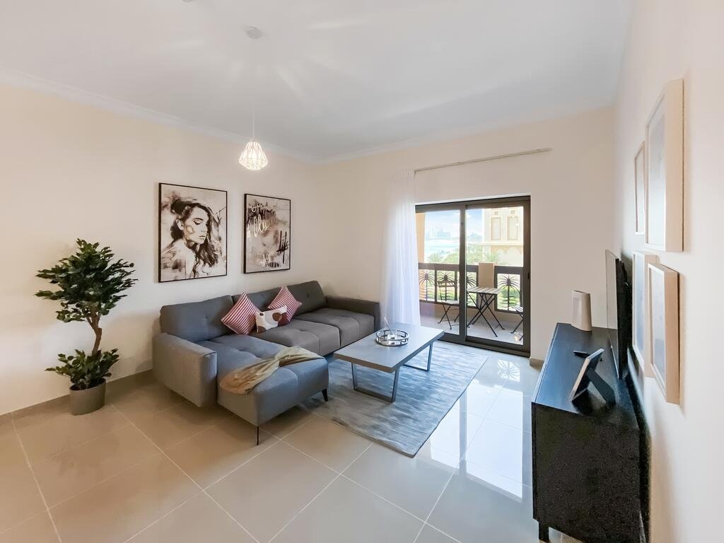 FAM Living - Palm Jumeirah Sarai Apartments - Private Beach - thumb 3