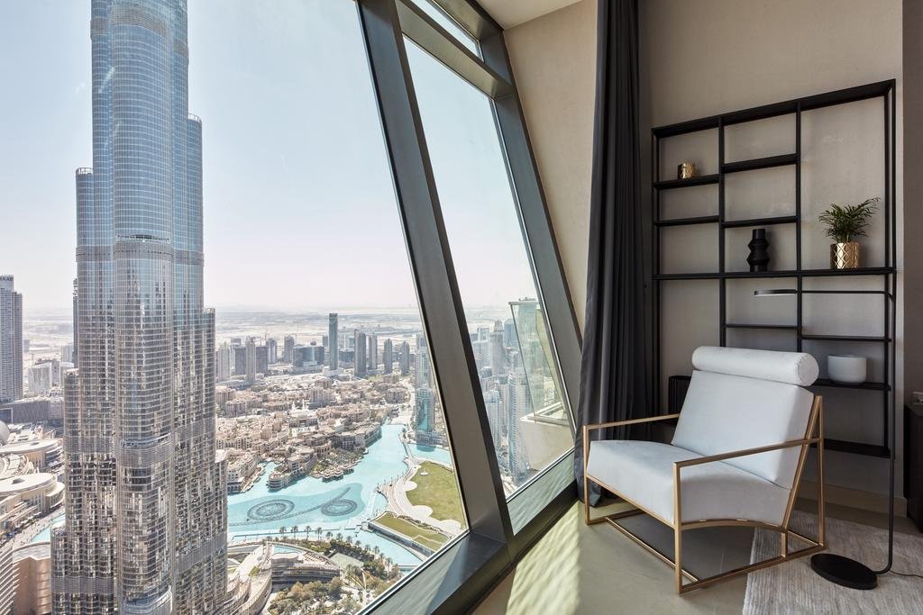 Fantastay- Burj Vista 03 BR Plus Maids Apartment - Accommodation Dubai 1
