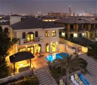 Five Bedroom Service Villa - Palm Jumeirah - Accommodation Abudhabi