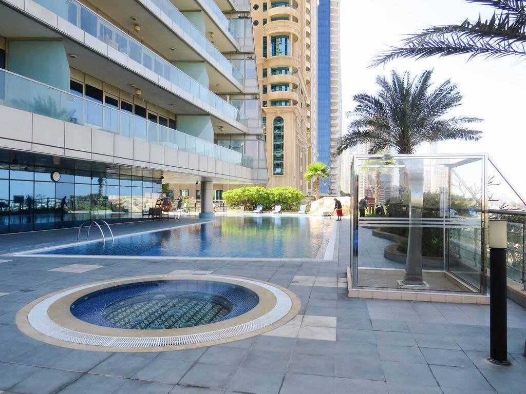 A Cozy & Chic 1 BR Apartment In Dubai Marina - thumb 5
