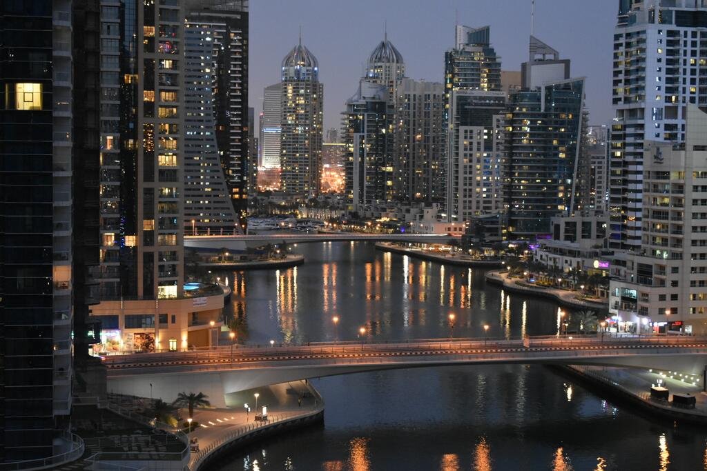 Frank Porter - BayCentral - Accommodation Dubai 0