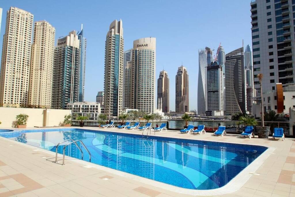 Perfectly 2BR In Marina View Tower A - Find Your Dubai