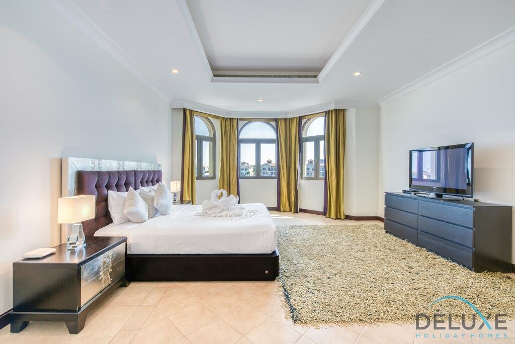 Premier 6BR Villa With Private Pool On Palm Jumeirah - thumb 6