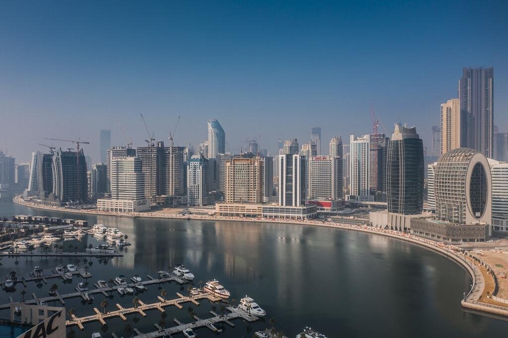 Radisson Blu Hotel, Dubai Canal View - thumb 3