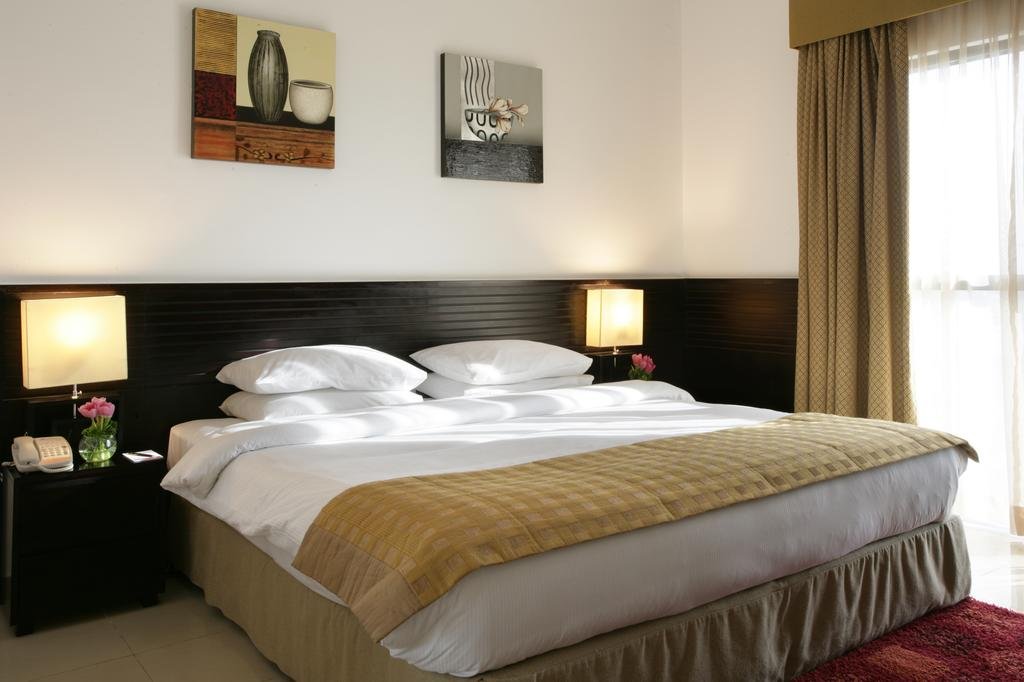 Ramada Hotel & Suites By Wyndham Ajman - thumb 6